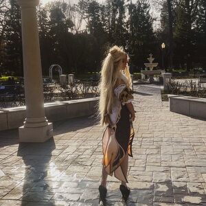 Meet your Posher, Jenna